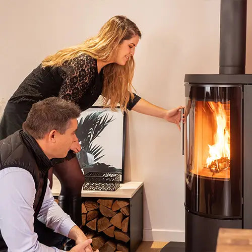 Hochleistungs-Brennholz, Bündel à 2.000 dm³ – 30 cm lange Scheite + Anzündholz gratis
